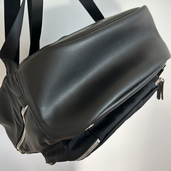 NEW WITH TAGS Limited Edition Haerfest Mercedes Benz Backpack - Picture 11 of 17